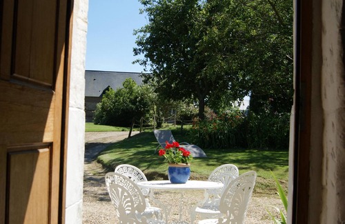Bretteville-du-Grand Caux Cottage | Inviting Normandy Cottage with Pool and Ocean Views