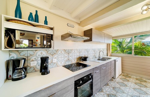 Ravine des Citrons House | Guest Rated 10/10: Le Quéléa with Spa and Hot Tub