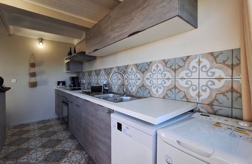 Ravine des Citrons House | Guest Rated 10/10: Le Quéléa with Spa and Hot Tub