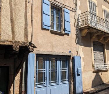 Najac House | Experience Le Quatorze in Najac: A Guest Favorite Hotel