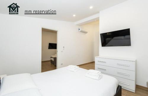 Zona XXX Castel Fusano House | Guest Rated 10/10: Le Querce Appartamento in Rome