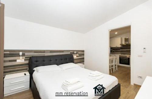 Zona XXX Castel Fusano House | Guest Rated 10/10: Le Querce Appartamento in Rome