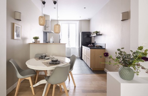 Centre Apartment | Comfortable Two Bedroom Apartment at Le Récit, Sleeps 4