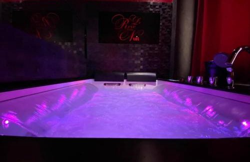 Sarreguemines Hotel | Enchanting Night Suite with Relaxing Hot Tub Retreat