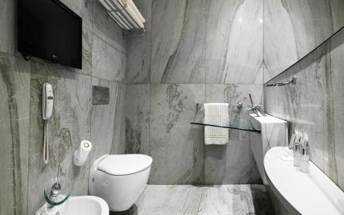 Rione IV Campo Marzio Hotel | Elegant Stay at LE RÊVE DE NAIM Roma - Rated 8.3/10