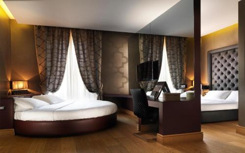 Rione IV Campo Marzio Hotel | Elegant Stay at LE RÊVE DE NAIM Roma - Rated 8.3/10