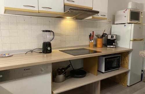 Raddon-et-Chapendu Apartment | Gîte dû Raddon: Pet-Friendly Retreat with Breakfast Included