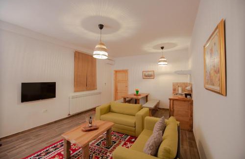 Cernik Apartment | Discover Le Ranch: 4-Star Oceanfront Retreat with Pool