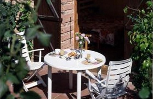 Montaigut-sur-Save Hotel | Relax at Le Ratelier: Oceanfront Escape with Pool Access