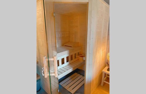 Vaux-sur-Sure House | Romantic Getaway at Le Refuge des Amoureux: Spa & Hot Tub