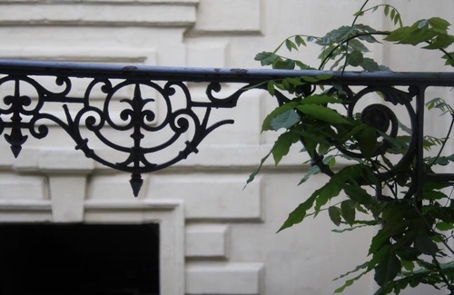 Laon Apartment | Discover Le Refuge Des Cordeliers: Family & Pet Friendly Stay