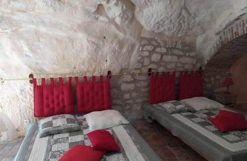 Bourre House | Explore Le Refuge des Elfes: Pet-Friendly Family Retreat
