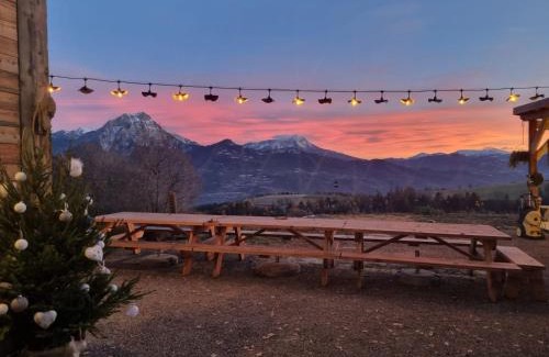 Prunieres Ski Chalet | Relax at Le Refuge des Toupins: Spa, Hot Tub & Pet Friendly