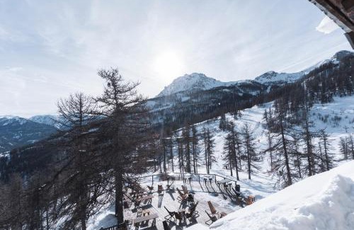Chantemerle Hotel | Discover Le Refuge du Grand Hôtel - Perfect Family Retreat