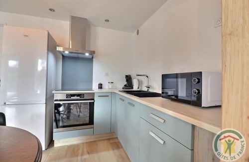 Paimpont House | Relaxing King Arthur's Refuge with Spa & Family Amenities