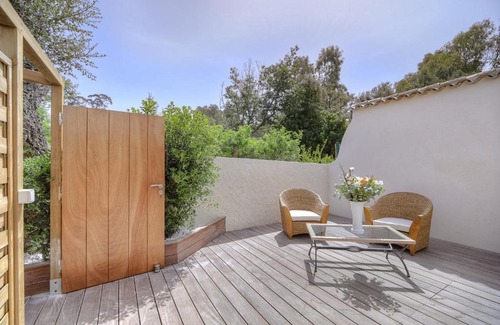 La Croix-Valmer Bed & Breakfast | Oceanfront Escape at Le Refuge - Gigaro Lodges, 4 Stars