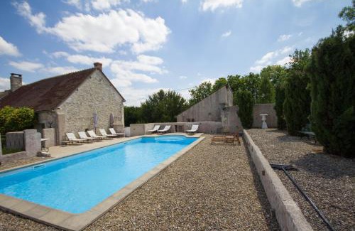 Fontenailles Bed & Breakfast | Relax at Le Relais de Fontenailles with Oceanfront Views