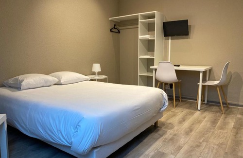 Dole Hotel | Affordable Family-Friendly Stay at Le Relais de la Gare