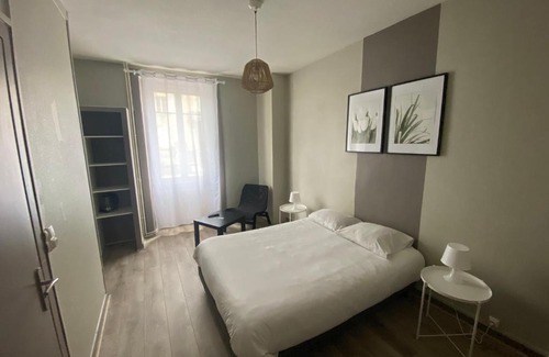 Dole Hotel | Affordable Family-Friendly Stay at Le Relais de la Gare