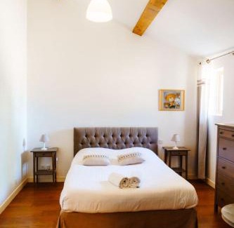 Ouveillan House | Experience Relaxation at Le Relais De Pigasse with Ocean Views