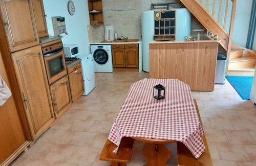 Orbigny Bed & Breakfast | Guest Rated 10/10 at Le Relais de Poste: Family-Friendly Stay