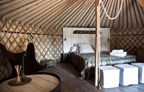 Penne-d'Agenais Bed & Breakfast | Pet-Friendly Retreat at Le Relais de Roquefereau, 4-Star Gem