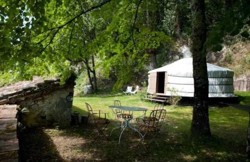 Penne-d'Agenais Bed & Breakfast | Pet-Friendly Retreat at Le Relais de Roquefereau, 4-Star Gem