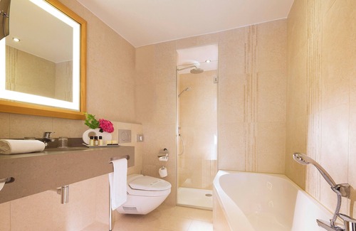 Les Halles Hotel | Explore Comfort at Le Relais des Halles: 4-Star Haven