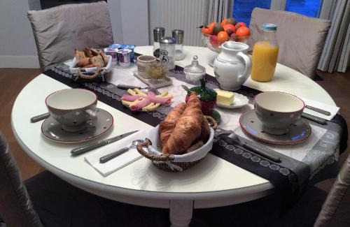 Evreux Bed & Breakfast | Discover LE RELAIS DU BON'EURE - Family-Friendly Retreat