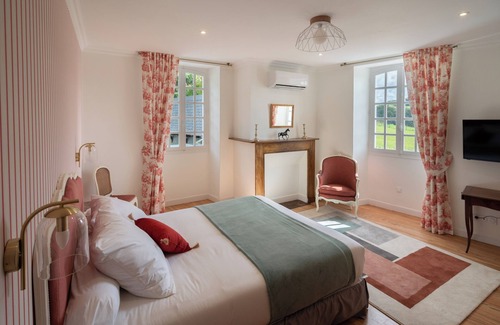 Goes House | Eco-Friendly Getaway at Le Relais du Faget - Perfect for Families
