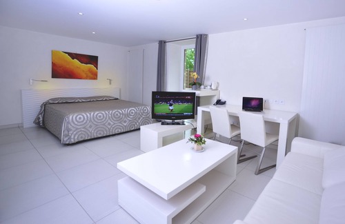Mezangers Hotel | Discover Le Relais Du Gué De Selle: Pool, Spa & Family Fun