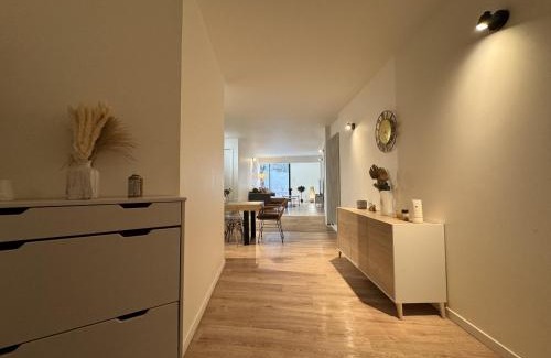 Ecommoy Apartment | Discover Le Repère des Pilotes - Family-Friendly Getaway