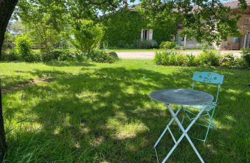 Saint-Frajou Bed & Breakfast | Enchanting Stay at Le Repaire de la Rêveuse - 9.4/10 Rating
