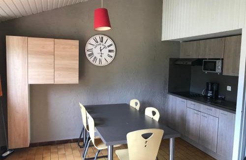 Virton House | Cozy Family Retreat at Le repaire des hérissons