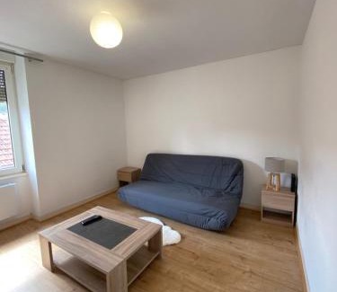 Navenne Apartment | Experience le repos vésulien: Guest Rated 8/10