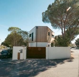 Saint-Jean-de-Vedas Villa | Discover Le Resort: Elite Villa with Pool & Pet-Friendly
