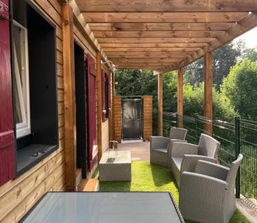 Eloyes Apartment | Outstanding Stay at Le Retro: Pet Friendly & Hot Tub Awaits