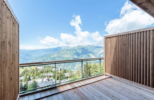 Arc-1600 Apartment | Le Ridge Residence - RIDGE 312