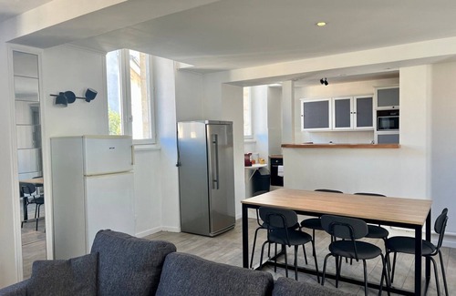 Poitiers Apartment | Experience Le Rivage du Clain: Family-Friendly Retreat