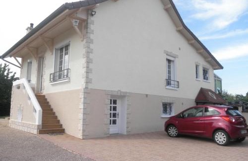 Allerey-sur-Saone Bed & Breakfast | Experience Le Rive De Saone: Pet-Friendly and Family Approved