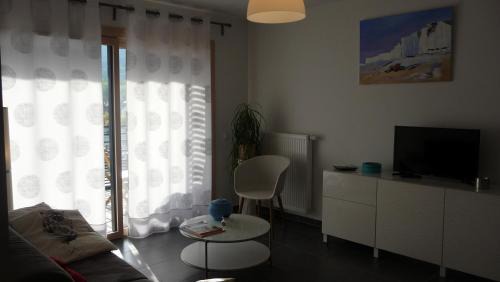 Saint-Jorioz Apartment | Discover Le Rive Gauche: Spa & Family-Friendly Retreat