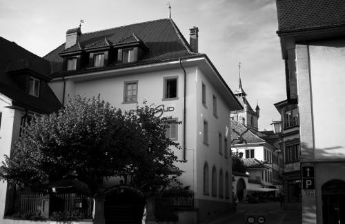 Estavayer-le-Lac Hotel | Discover Le Rive Sud: Family-Friendly Dining Awaits