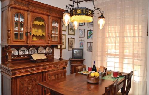 San Matteo Apartment | Discover Le Rocche 2: Family-Friendly with Pool & Hot Tub