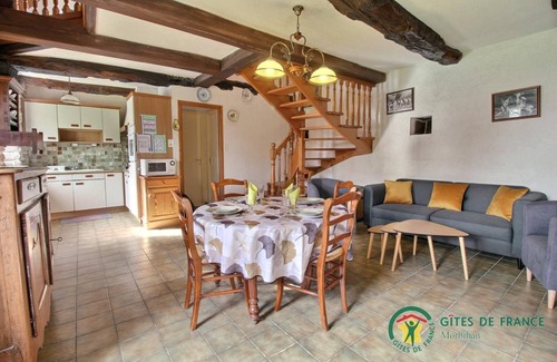 Quistinic House | Ker Roch in Quistinic: Family-Friendly & Accessible Stay