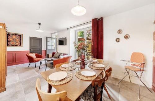Cancale House | Discover Le Rocher: Family-Friendly Stay with Garden & Parking