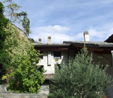 Chatillon House | Family-Friendly Retreat at Le Rocher - Guest Rated 9.4/10