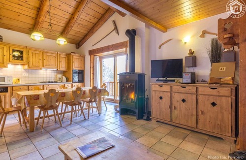 Saint-Andre House | Discover LE Rocher Renod - St-andre: 10/10 Guest Rated Stay