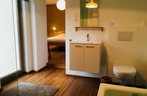 Surice Bed & Breakfast | Child-Friendly Retreat at Le Rockormoran - Rated 9/10