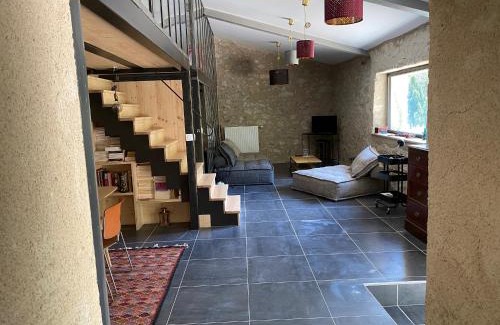 Sisteron House | Pet-Friendly Retreat at Le Roet with a 9.1/10 Rating