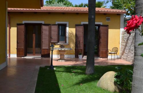 Modica House | Family-Friendly Getaway at Le Rose di Modica - 9.6/10 Rating